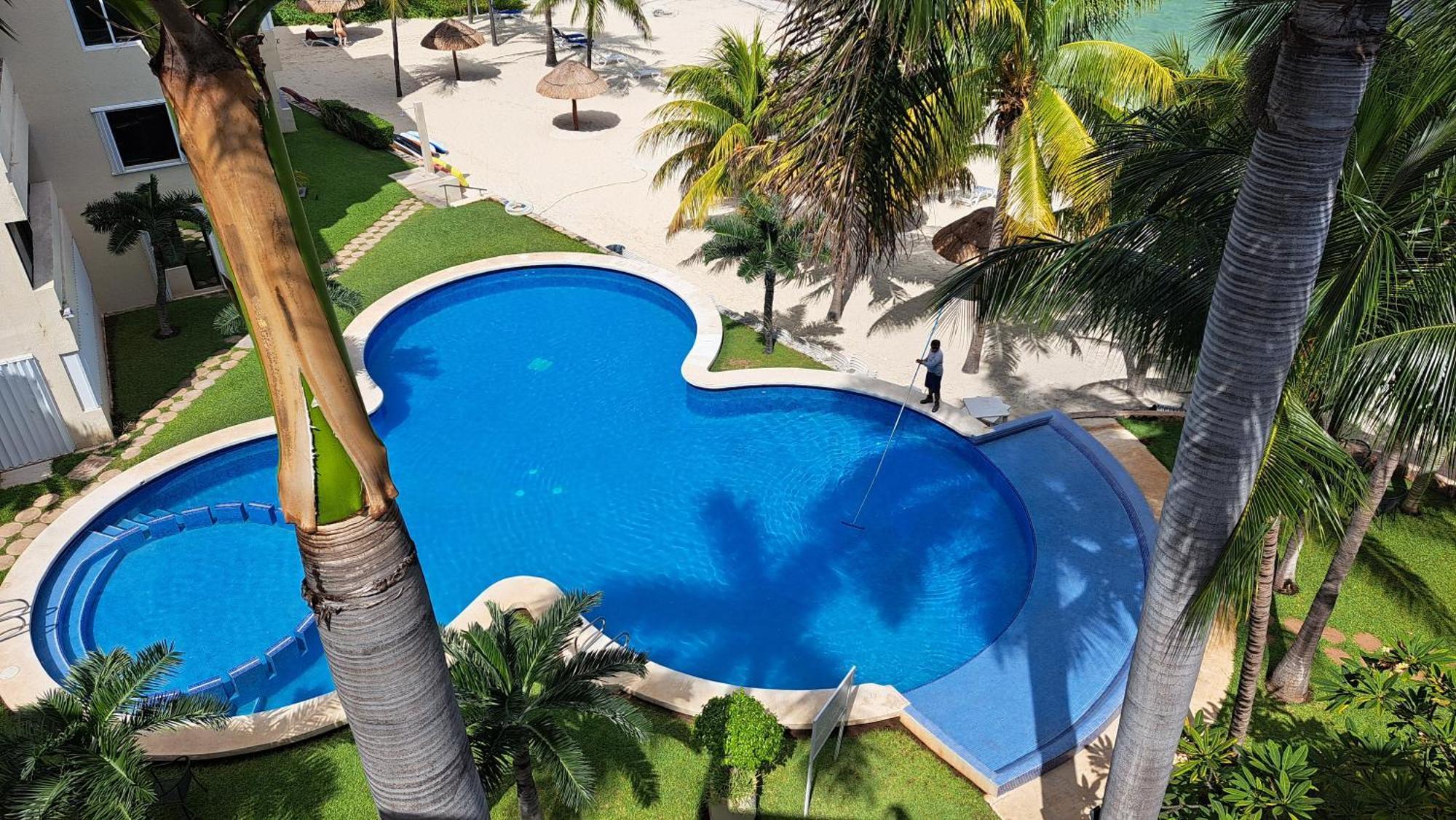 Ocean Front - Ground Floor Condo Cancún Exteriör bild
