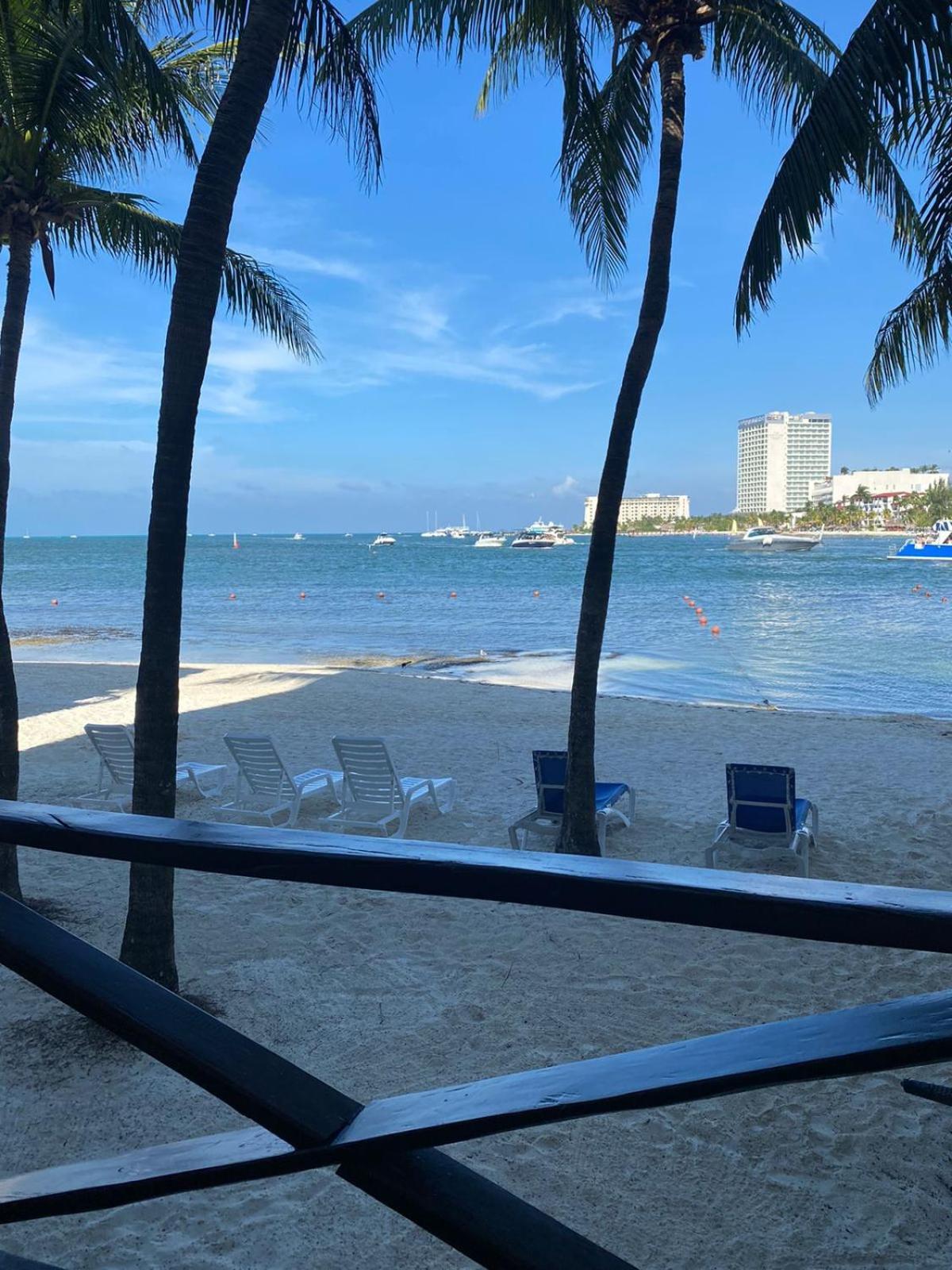 Ocean Front - Ground Floor Condo Cancún Exteriör bild